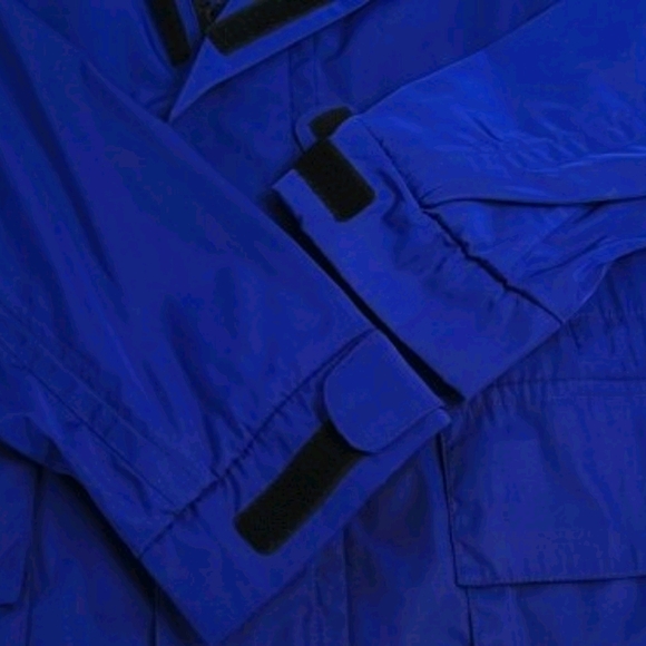 NWT Threads of Saks 5th Ave. Microfiber Wind Jacket - Picture 4 of 7